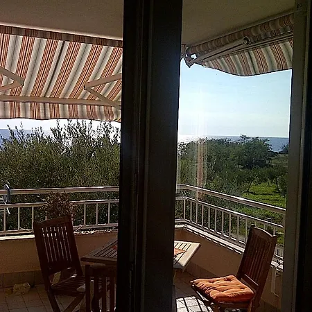 Sea View Next To A Meadow Apartament *